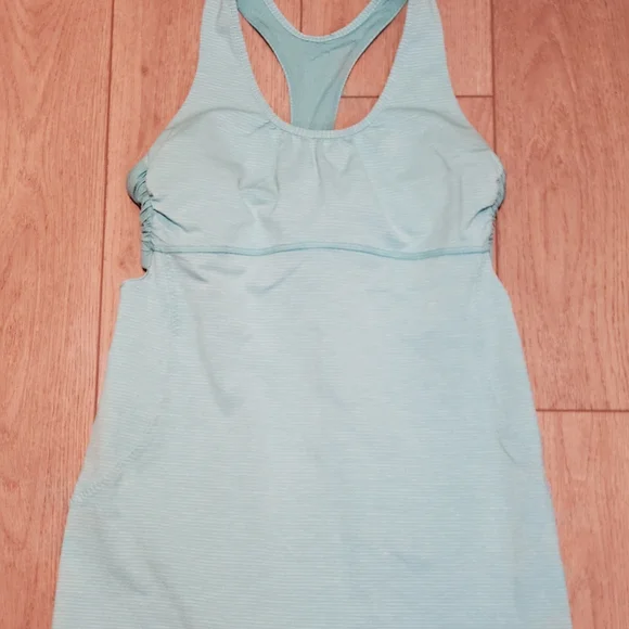Lululemon Turbo Tank Size 8 - Picture 5 of 13